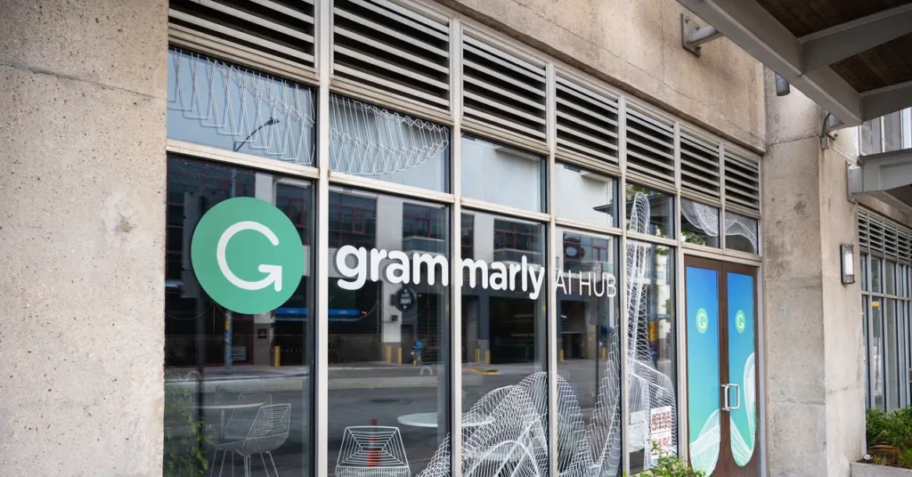 Grammarly’s ‘Expert Reviews’ Let Dead Writers Critique Your Work Without Permission